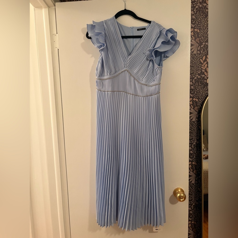 Elegant Blue Pleated Dress